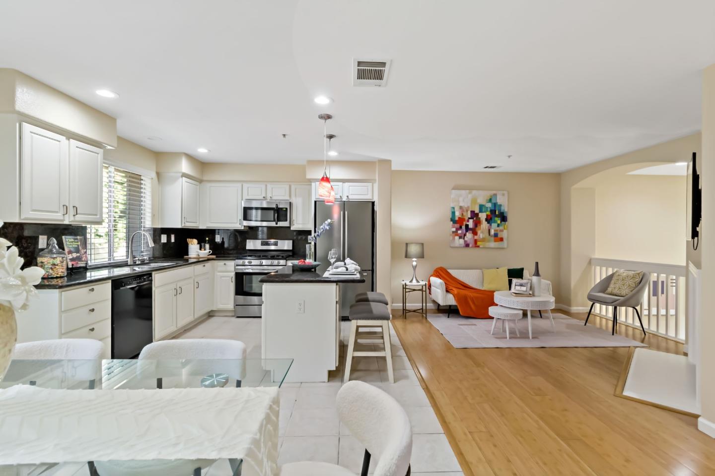 Detail Gallery Image 19 of 57 For 3114 Pinot Grigio, San Jose,  CA 95135 - 3 Beds | 2/1 Baths
