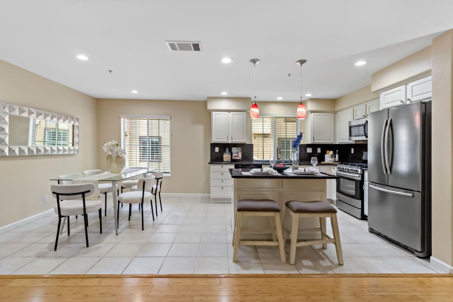 Detail Gallery Image 22 of 57 For 3114 Pinot Grigio, San Jose,  CA 95135 - 3 Beds | 2/1 Baths