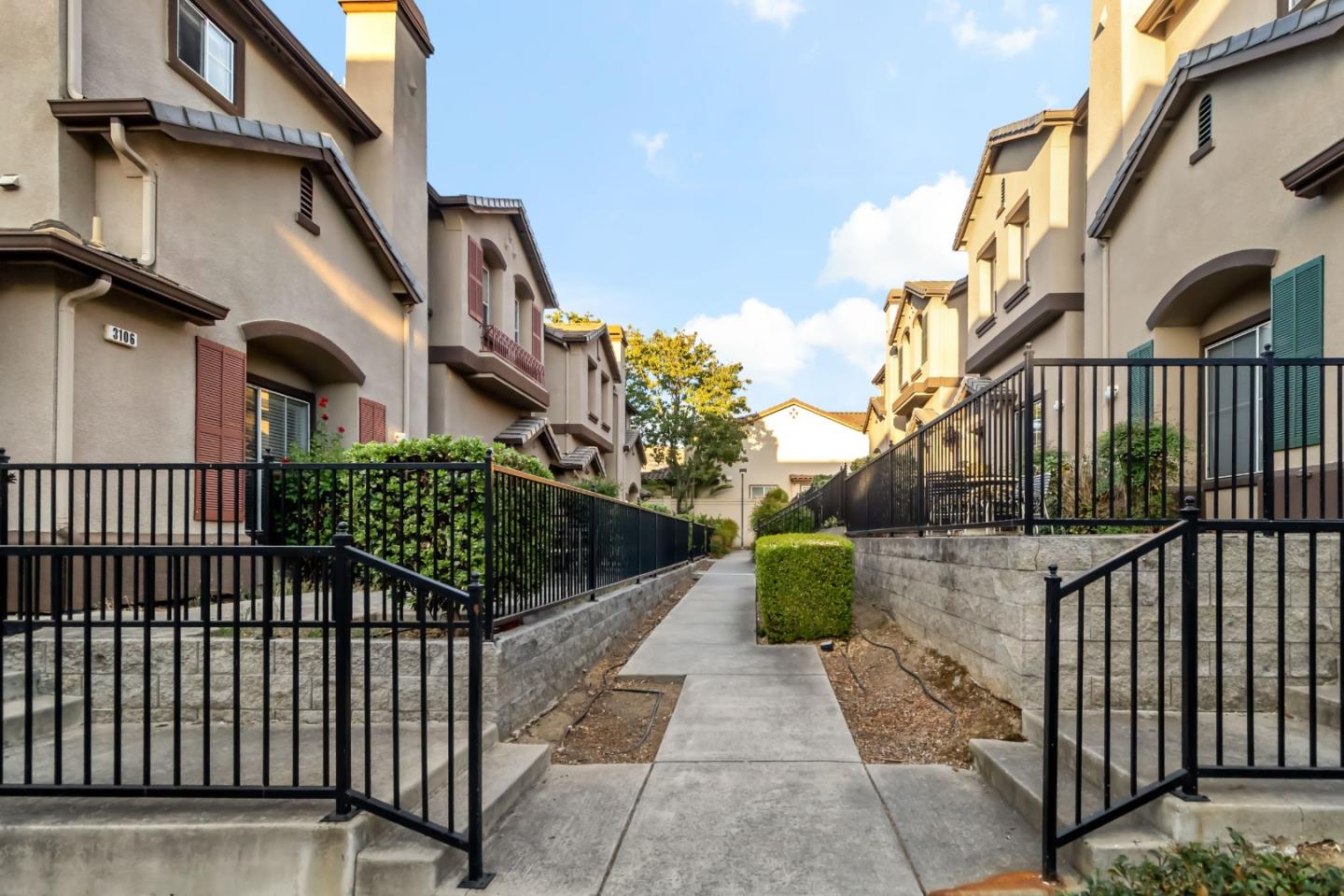 Detail Gallery Image 49 of 57 For 3114 Pinot Grigio, San Jose,  CA 95135 - 3 Beds | 2/1 Baths