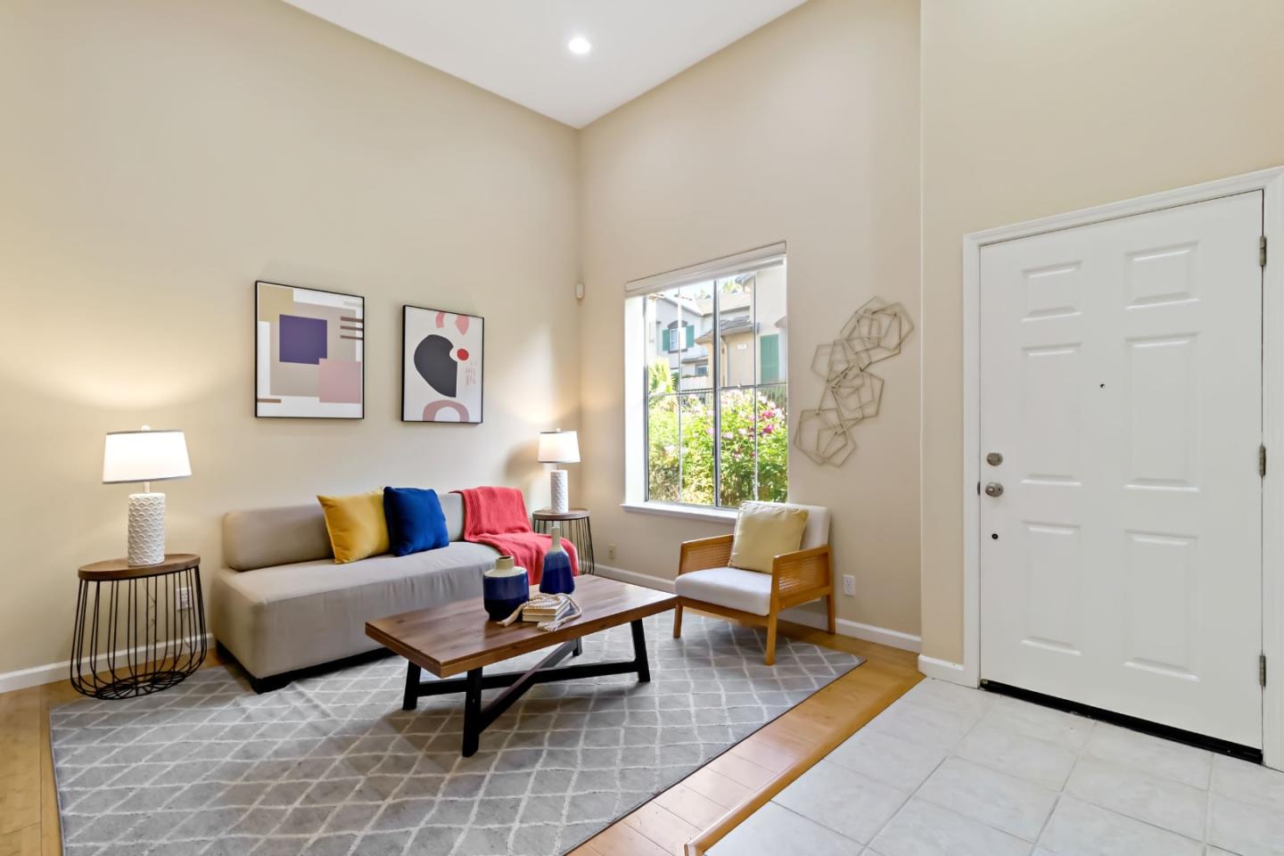 Detail Gallery Image 6 of 57 For 3114 Pinot Grigio, San Jose,  CA 95135 - 3 Beds | 2/1 Baths