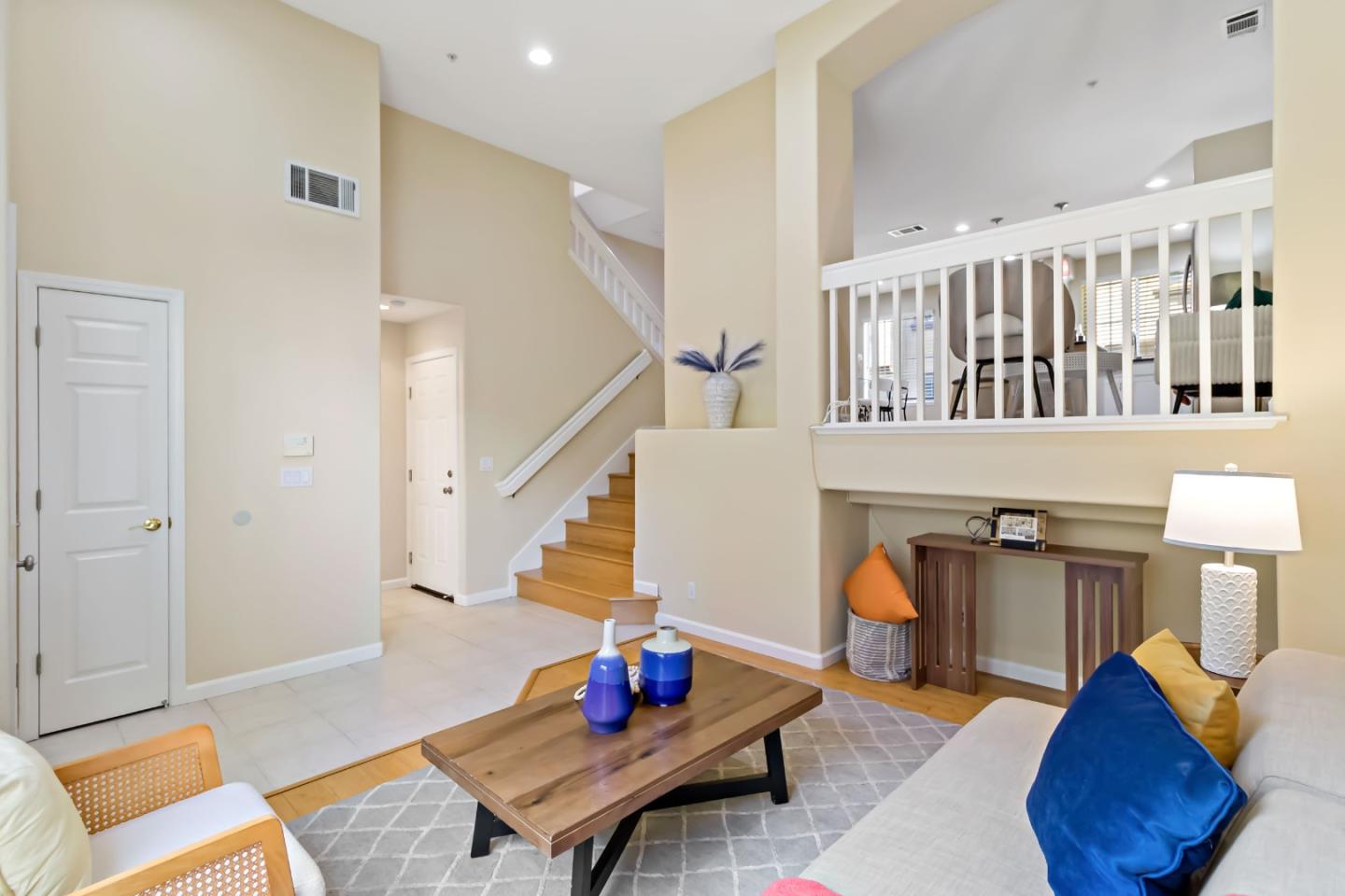 Detail Gallery Image 9 of 57 For 3114 Pinot Grigio, San Jose,  CA 95135 - 3 Beds | 2/1 Baths