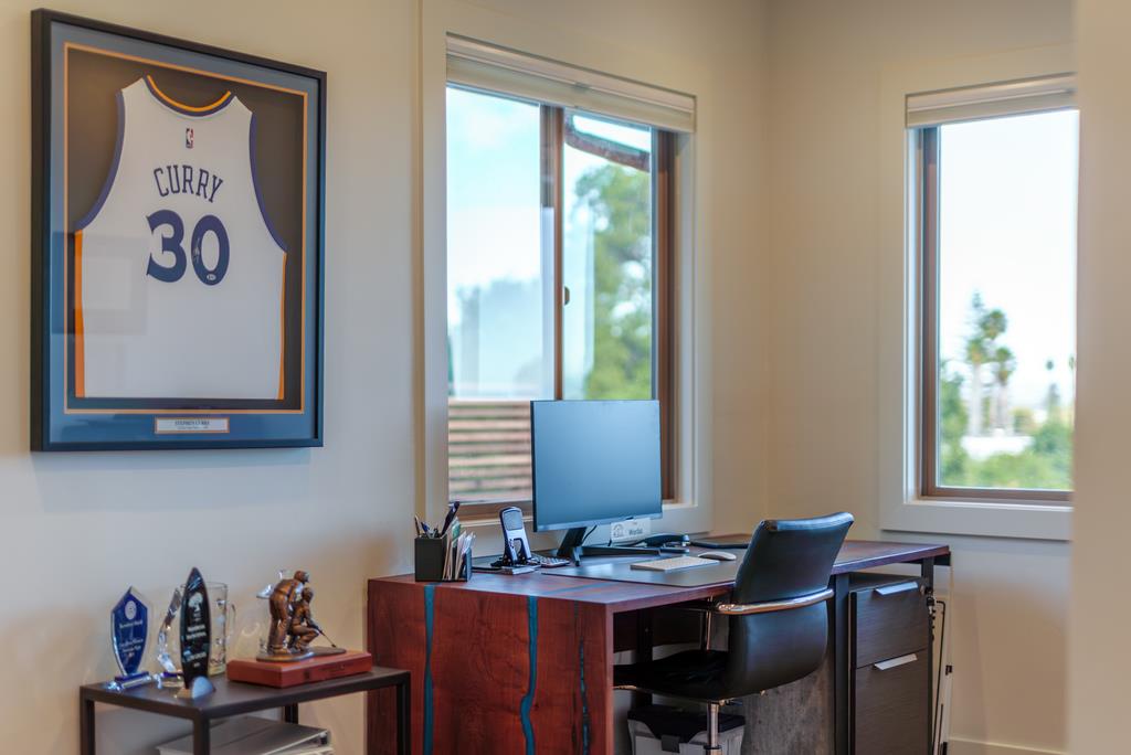 Detail Gallery Image 36 of 48 For 1310 Escalona Dr, Santa Cruz,  CA 95060 - 4 Beds | 3/1 Baths