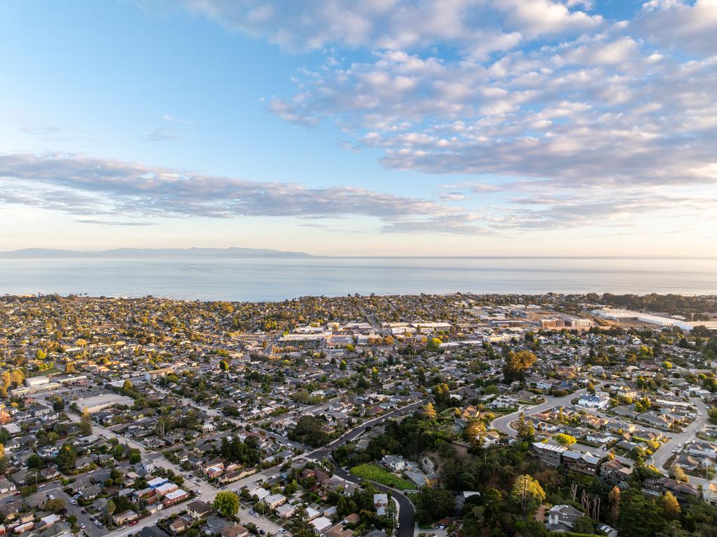 Detail Gallery Image 48 of 48 For 1310 Escalona Dr, Santa Cruz,  CA 95060 - 4 Beds | 3/1 Baths
