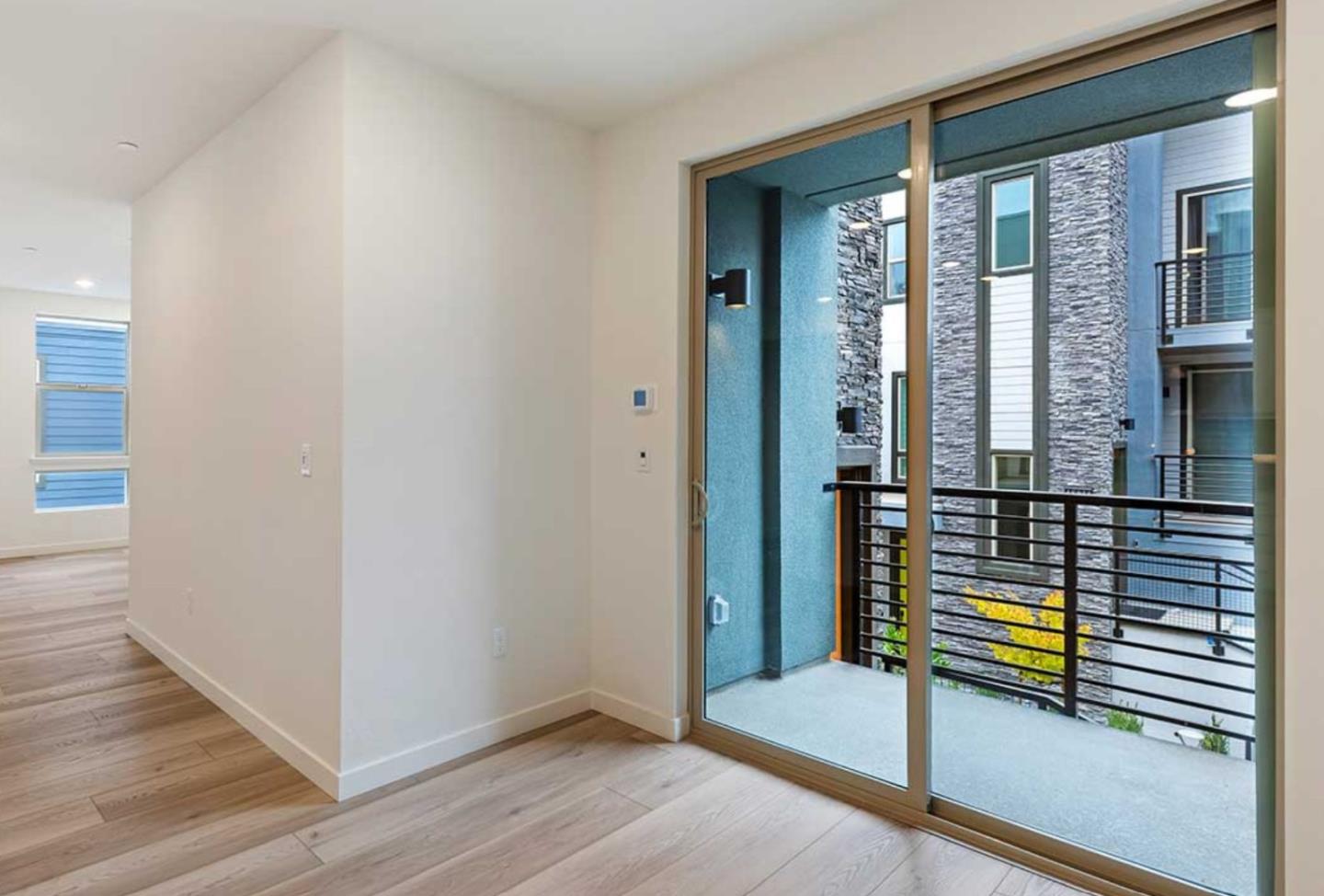 Detail Gallery Image 19 of 33 For 6681 Optimum Loop, San Jose,  CA 95119 - 3 Beds | 3 Baths