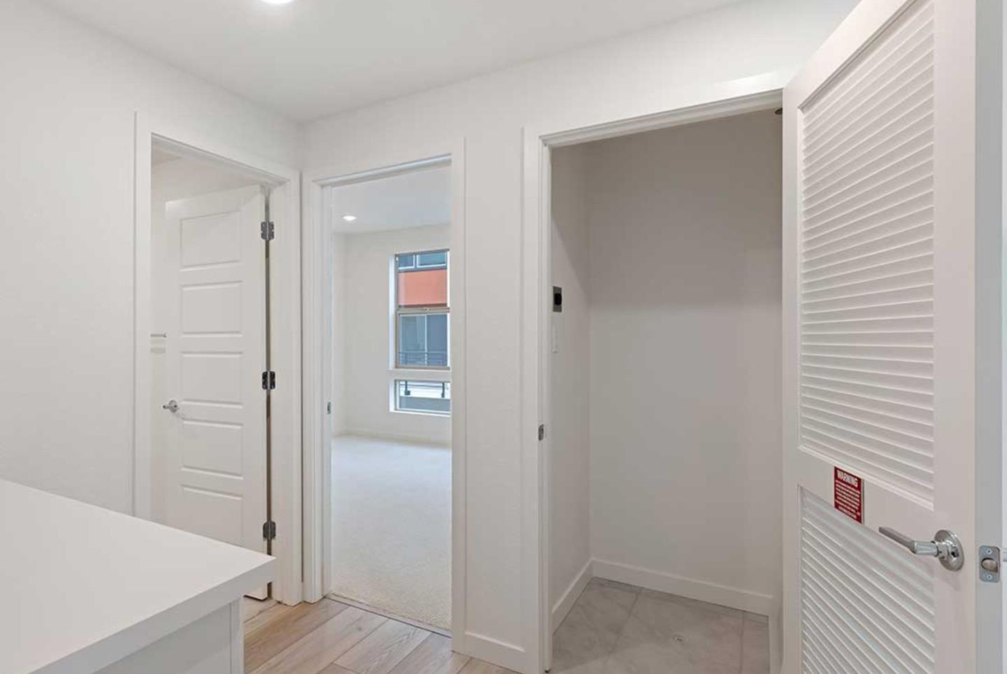 Detail Gallery Image 20 of 33 For 6681 Optimum Loop, San Jose,  CA 95119 - 3 Beds | 3 Baths