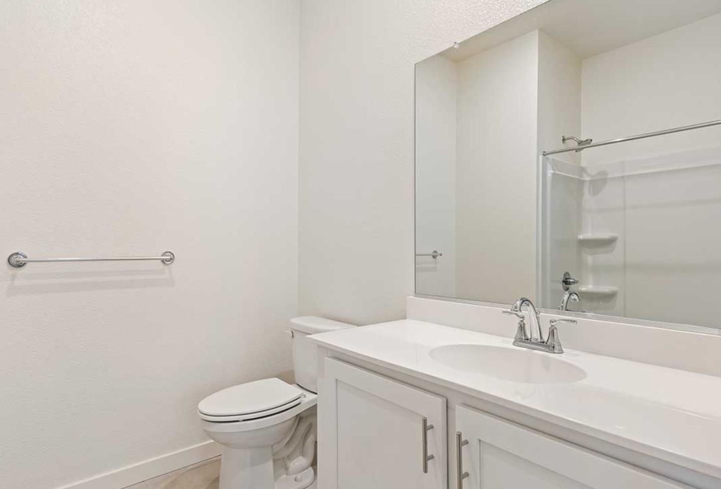 Detail Gallery Image 8 of 33 For 6681 Optimum Loop, San Jose,  CA 95119 - 3 Beds | 3 Baths