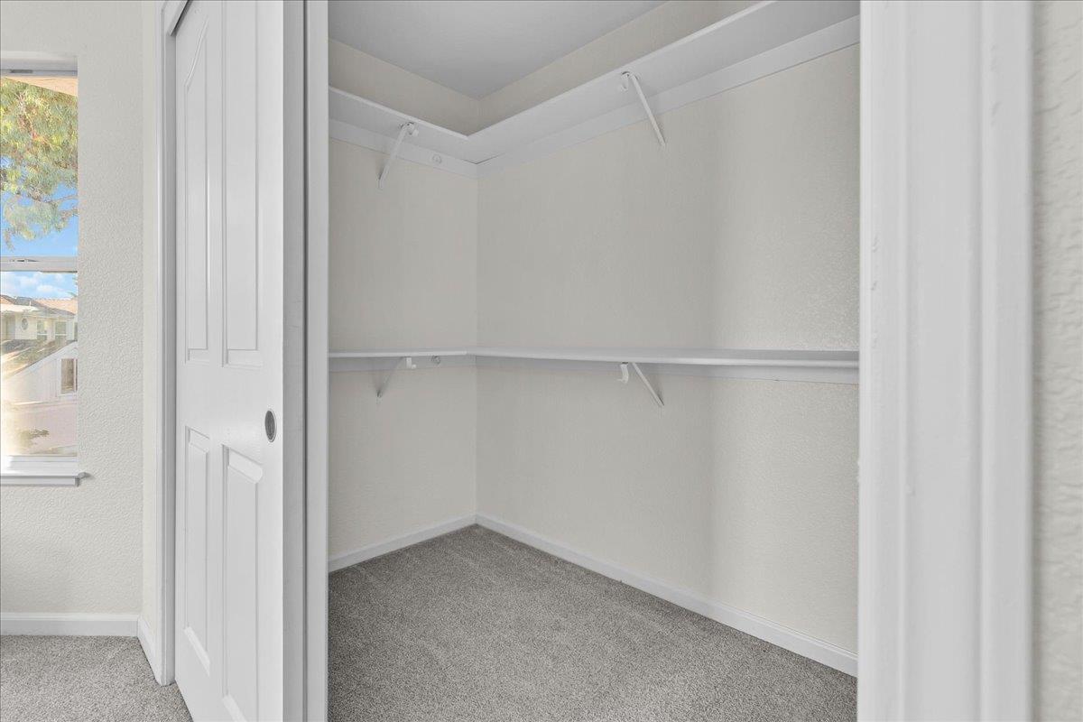 Detail Gallery Image 21 of 34 For 18 Suffield Cir, Salinas,  CA 93906 - 4 Beds | 2/1 Baths