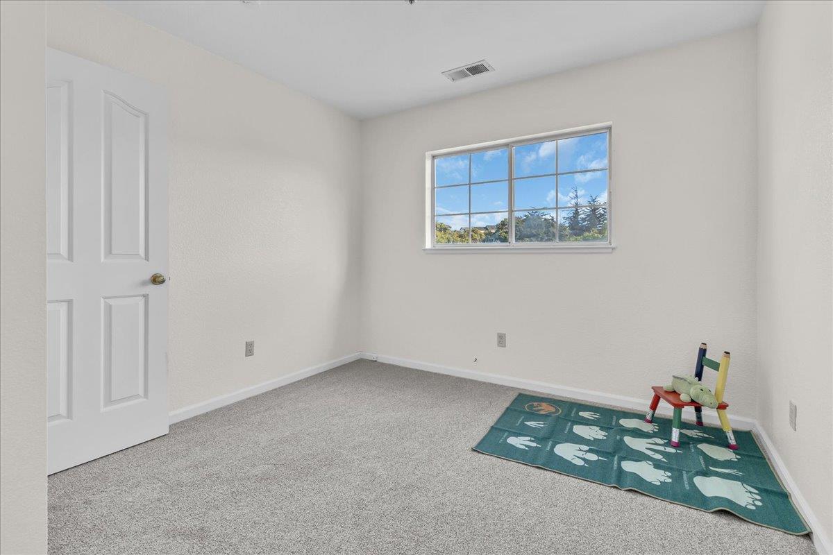 Detail Gallery Image 24 of 34 For 18 Suffield Cir, Salinas,  CA 93906 - 4 Beds | 2/1 Baths