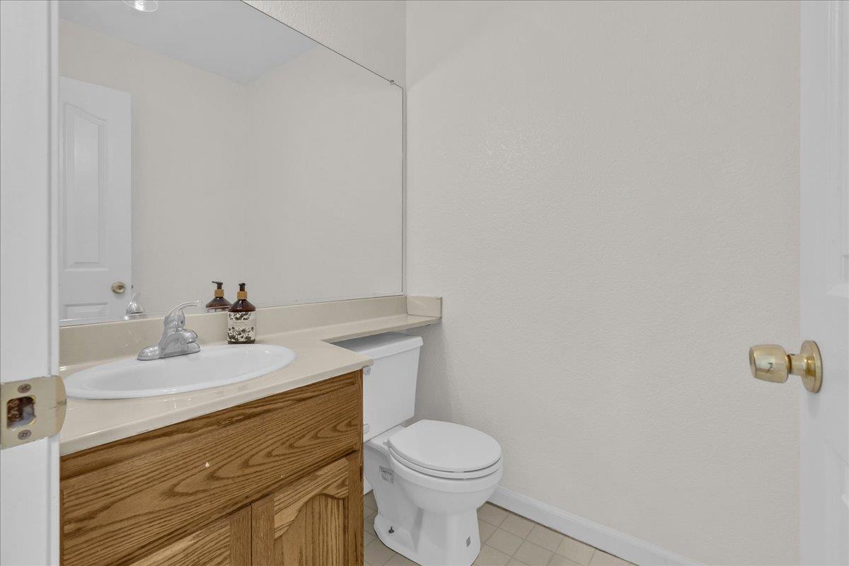 Detail Gallery Image 26 of 34 For 18 Suffield Cir, Salinas,  CA 93906 - 4 Beds | 2/1 Baths