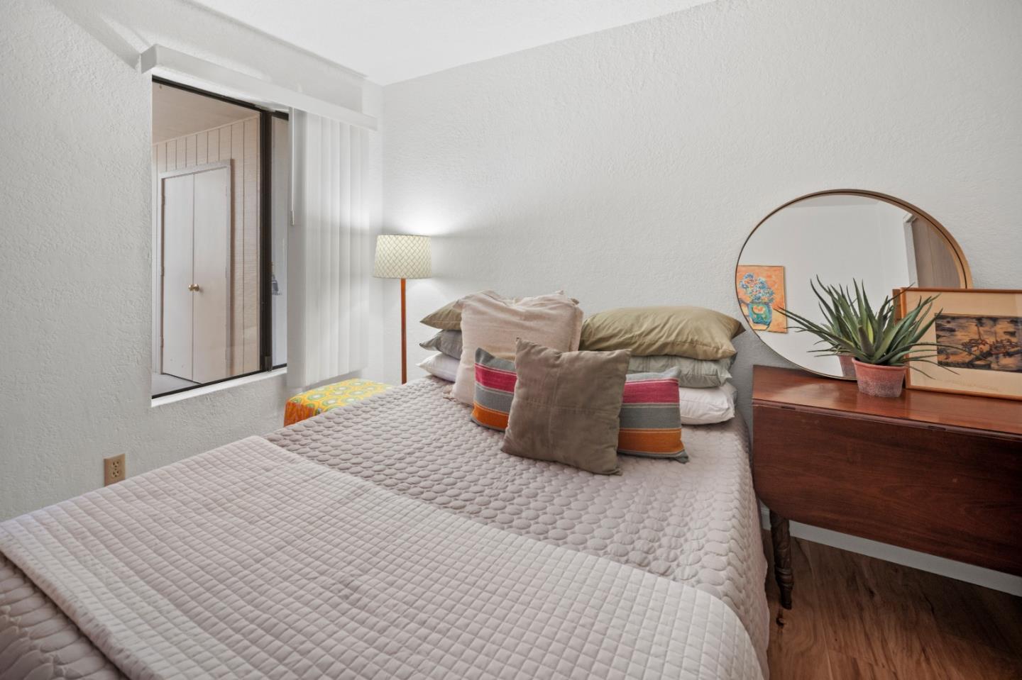 Detail Gallery Image 16 of 29 For 250 Forest Ridge Rd #45,  Monterey,  CA 93940 - 2 Beds | 1 Baths
