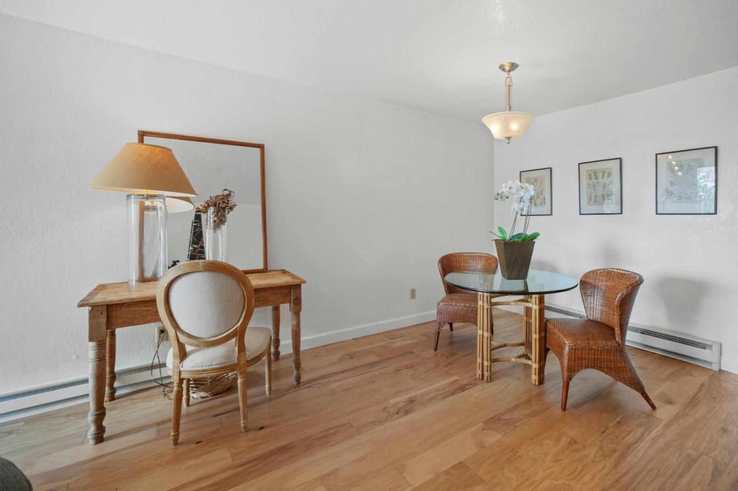 Detail Gallery Image 24 of 29 For 250 Forest Ridge Rd #45,  Monterey,  CA 93940 - 2 Beds | 1 Baths