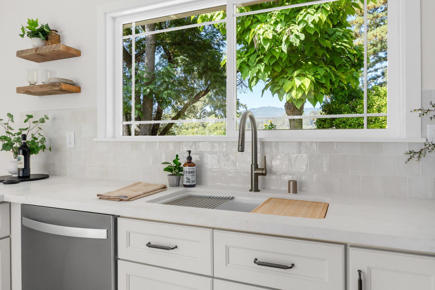 Detail Gallery Image 9 of 58 For 422 Allan Ln, Corralitos,  CA 95076 - 4 Beds | 2 Baths