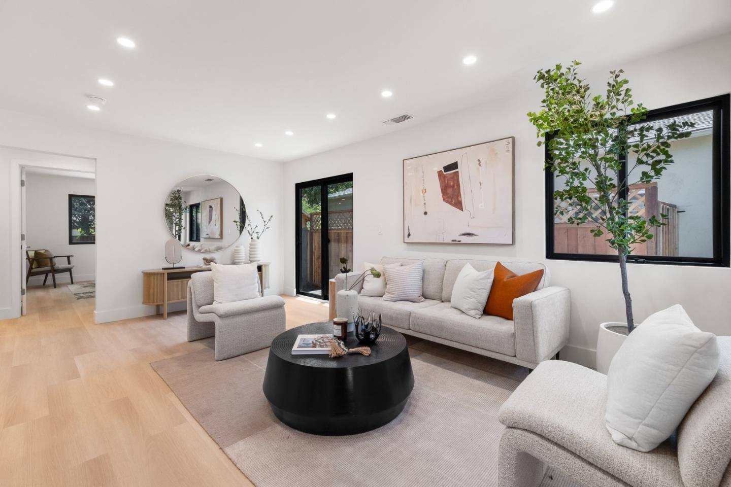 Detail Gallery Image 8 of 49 For 120 Abelia Way, East Palo Alto,  CA 94303 - 3 Beds | 2 Baths