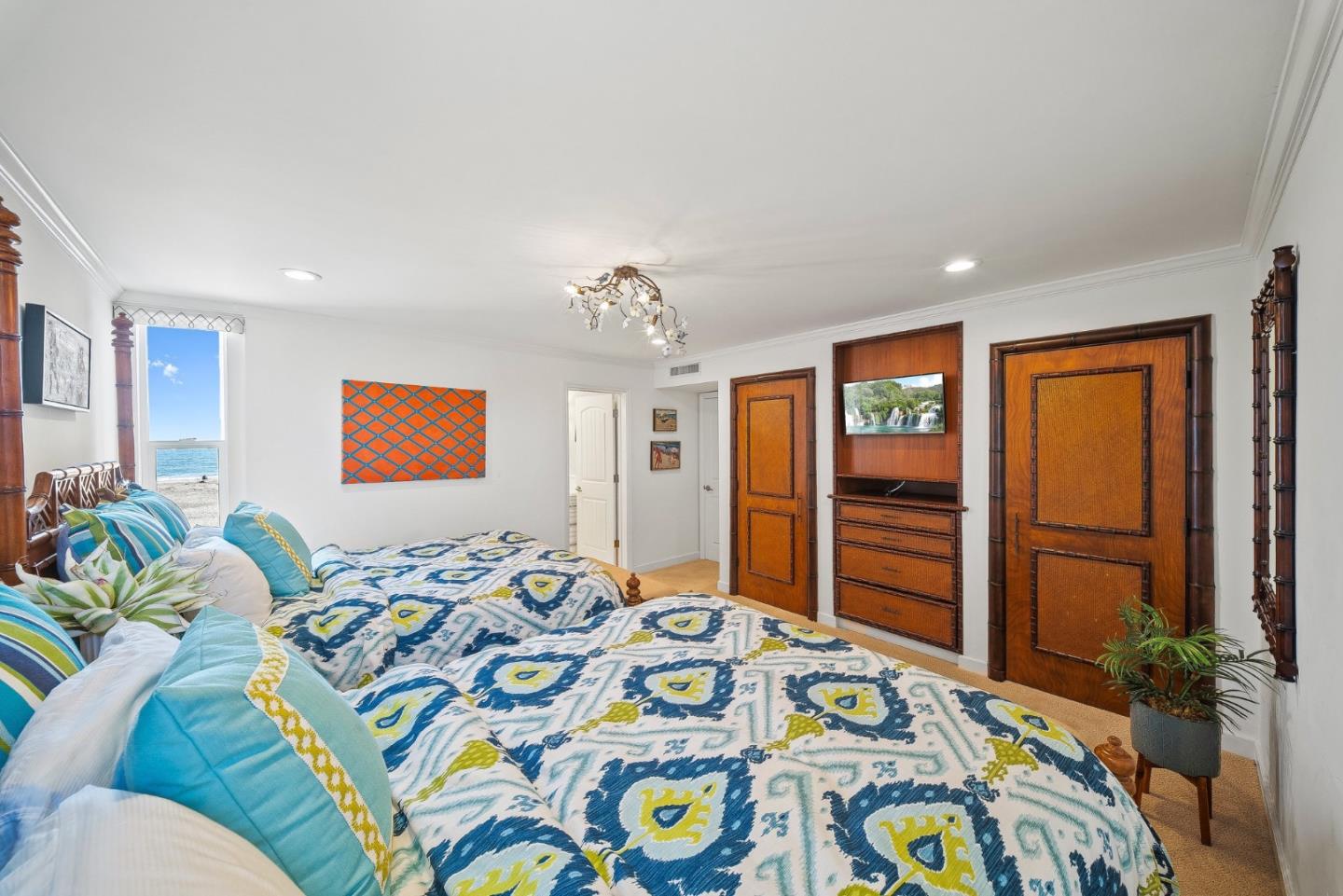 Detail Gallery Image 22 of 38 For 22130 E Cliff Dr 2a,  Santa Cruz,  CA 95062 - 2 Beds | 2 Baths