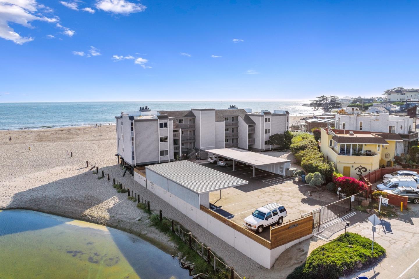 Detail Gallery Image 31 of 38 For 22130 E Cliff Dr 2a,  Santa Cruz,  CA 95062 - 2 Beds | 2 Baths