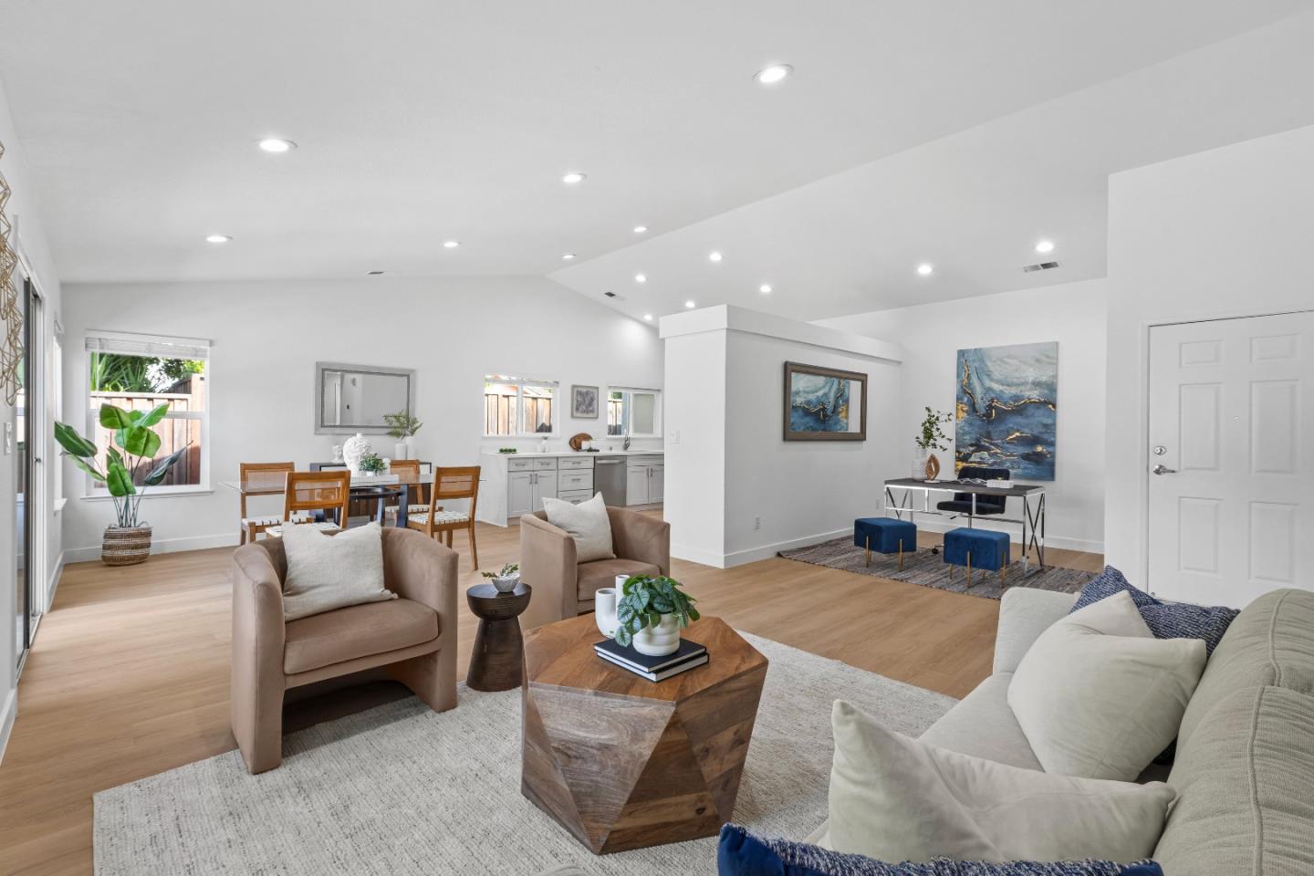 Detail Gallery Image 20 of 66 For 783 Mantelli Dr, Gilroy,  CA 95020 - 4 Beds | 2 Baths