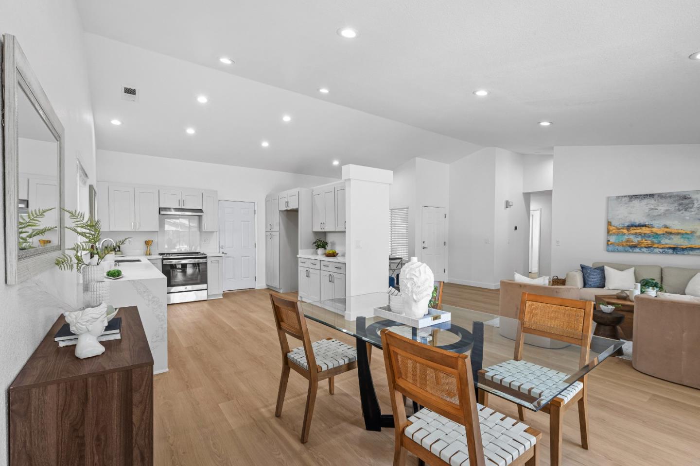 Detail Gallery Image 24 of 66 For 783 Mantelli Dr, Gilroy,  CA 95020 - 4 Beds | 2 Baths