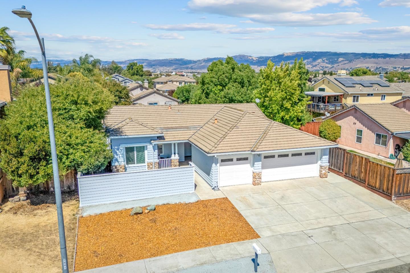 Detail Gallery Image 54 of 66 For 783 Mantelli Dr, Gilroy,  CA 95020 - 4 Beds | 2 Baths