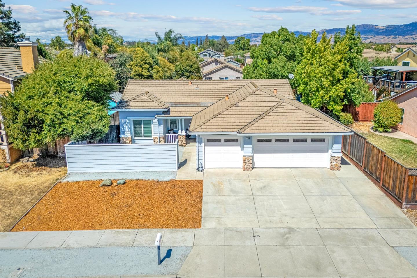 Detail Gallery Image 55 of 66 For 783 Mantelli Dr, Gilroy,  CA 95020 - 4 Beds | 2 Baths