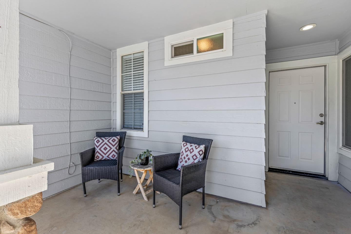 Detail Gallery Image 7 of 66 For 783 Mantelli Dr, Gilroy,  CA 95020 - 4 Beds | 2 Baths