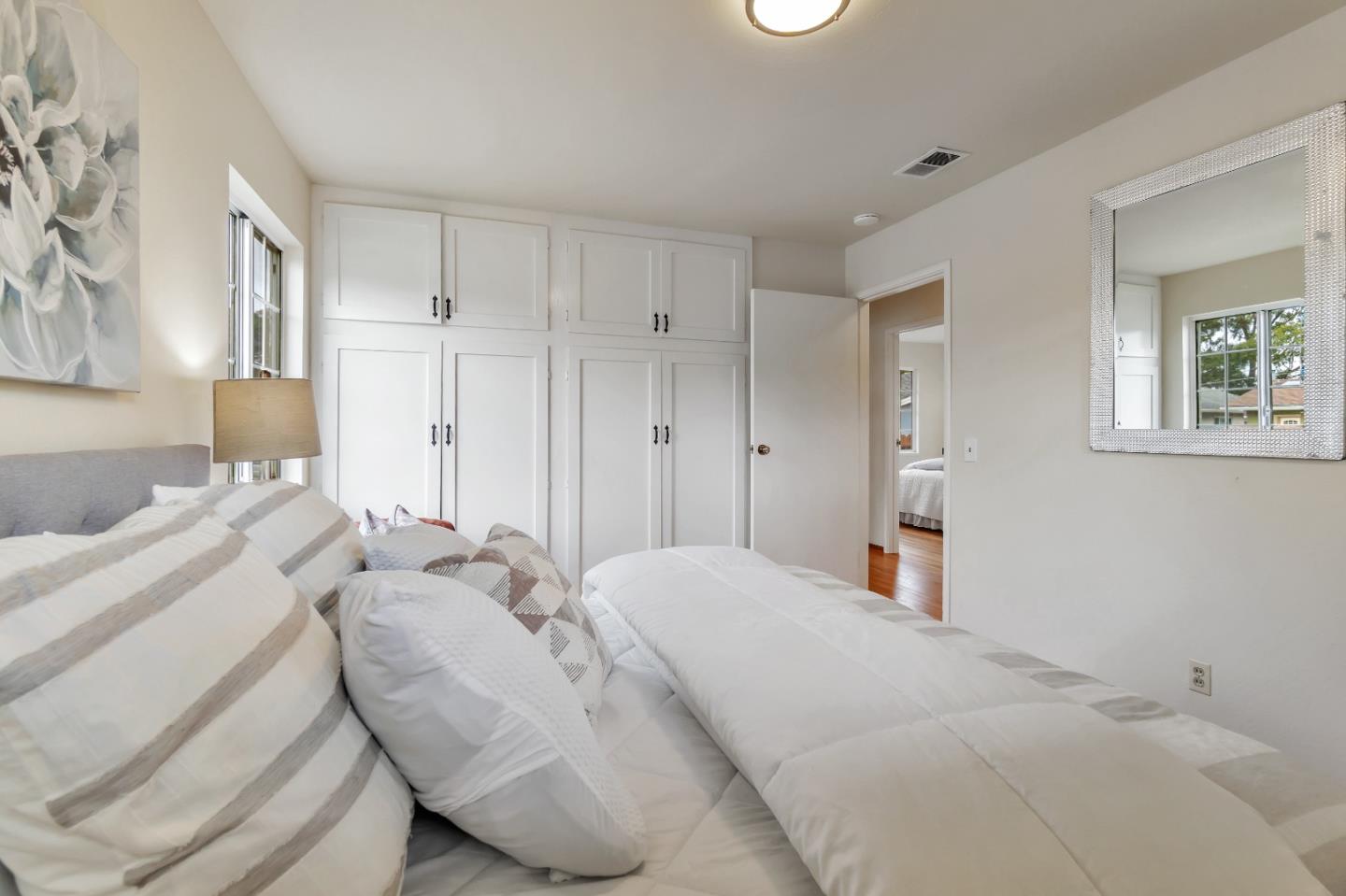 Detail Gallery Image 19 of 31 For 2861 Cottonwood Dr, San Bruno,  CA 94066 - 3 Beds | 2 Baths