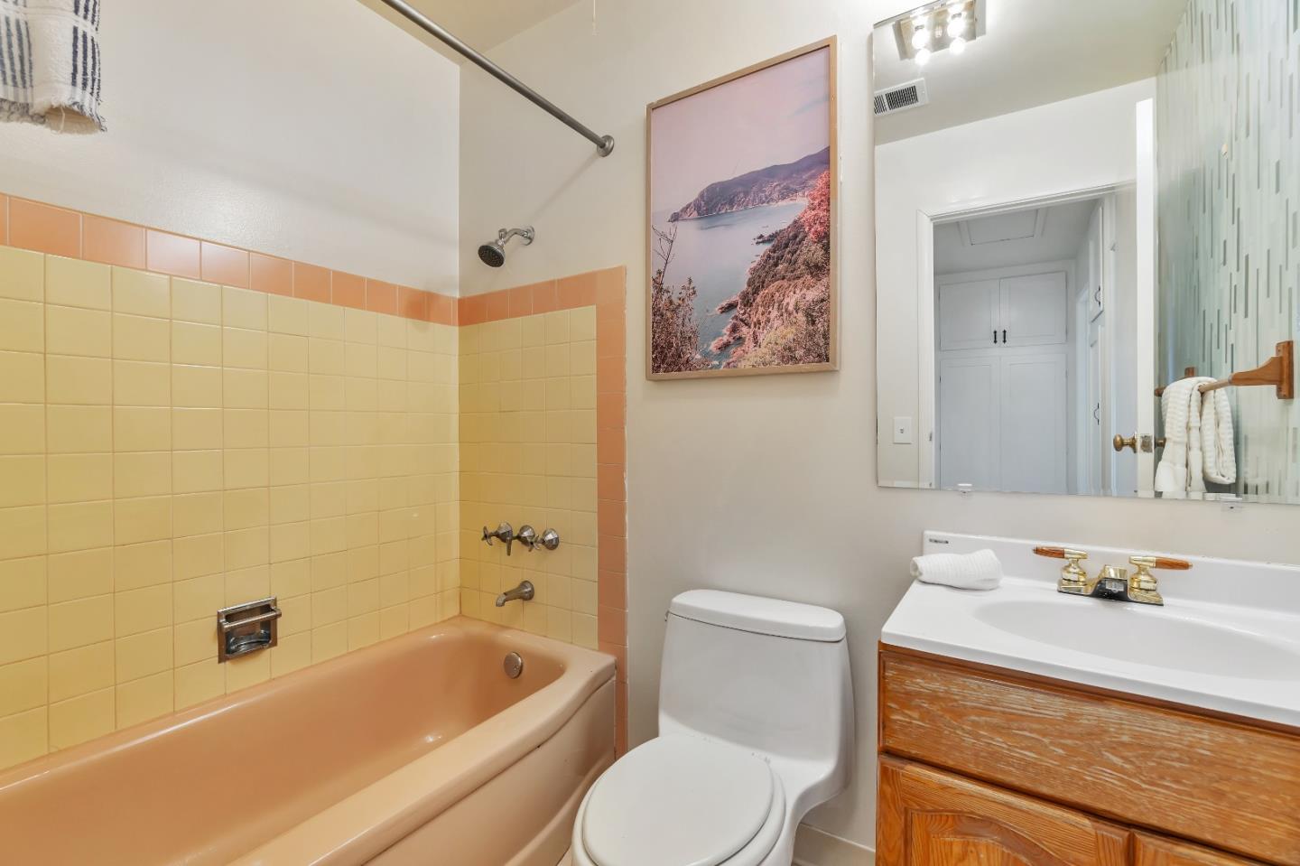 Detail Gallery Image 24 of 31 For 2861 Cottonwood Dr, San Bruno,  CA 94066 - 3 Beds | 2 Baths