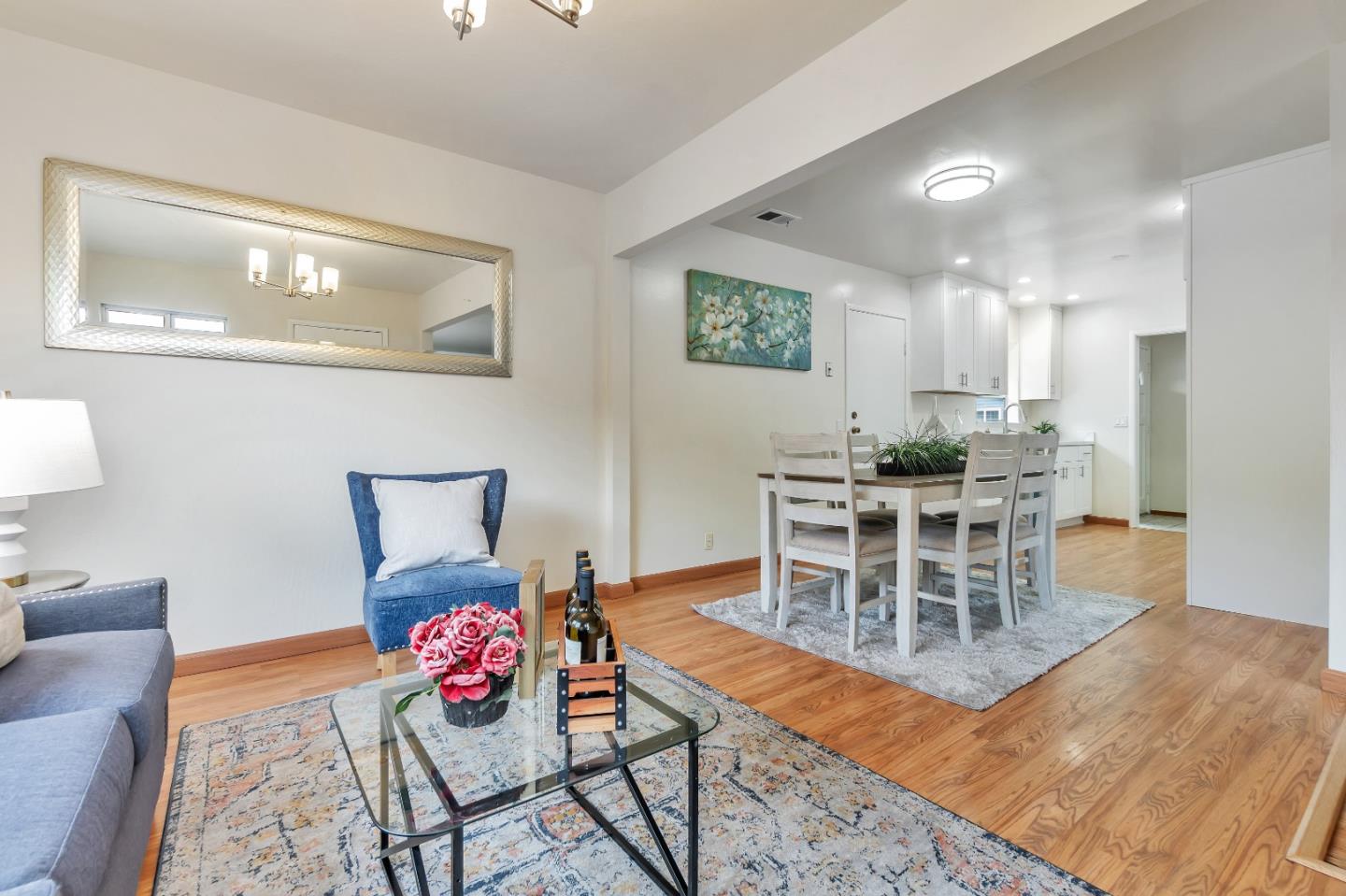 Detail Gallery Image 3 of 31 For 2861 Cottonwood Dr, San Bruno,  CA 94066 - 3 Beds | 2 Baths