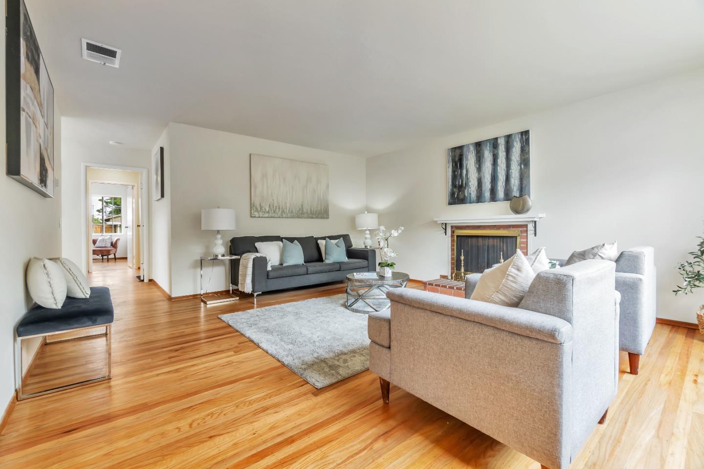 Detail Gallery Image 4 of 31 For 2861 Cottonwood Dr, San Bruno,  CA 94066 - 3 Beds | 2 Baths