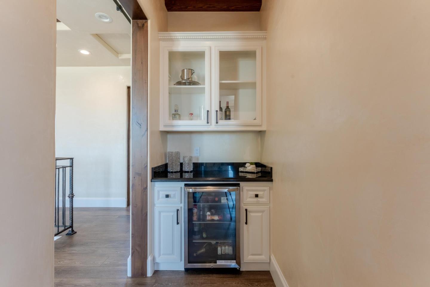 Detail Gallery Image 28 of 93 For 8440 Lovers Ln, Hollister,  CA 95023 - 4 Beds | 6/1 Baths