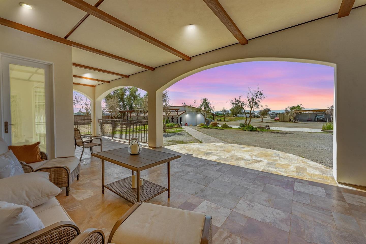 Detail Gallery Image 58 of 93 For 8440 Lovers Ln, Hollister,  CA 95023 - 4 Beds | 6/1 Baths