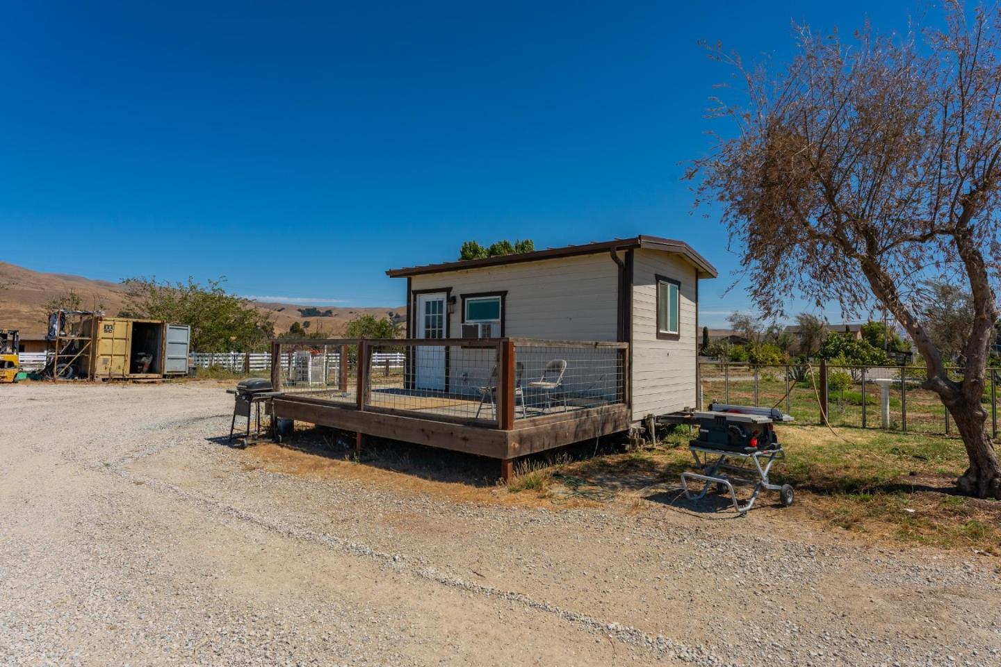 Detail Gallery Image 63 of 93 For 8440 Lovers Ln, Hollister,  CA 95023 - 4 Beds | 6/1 Baths