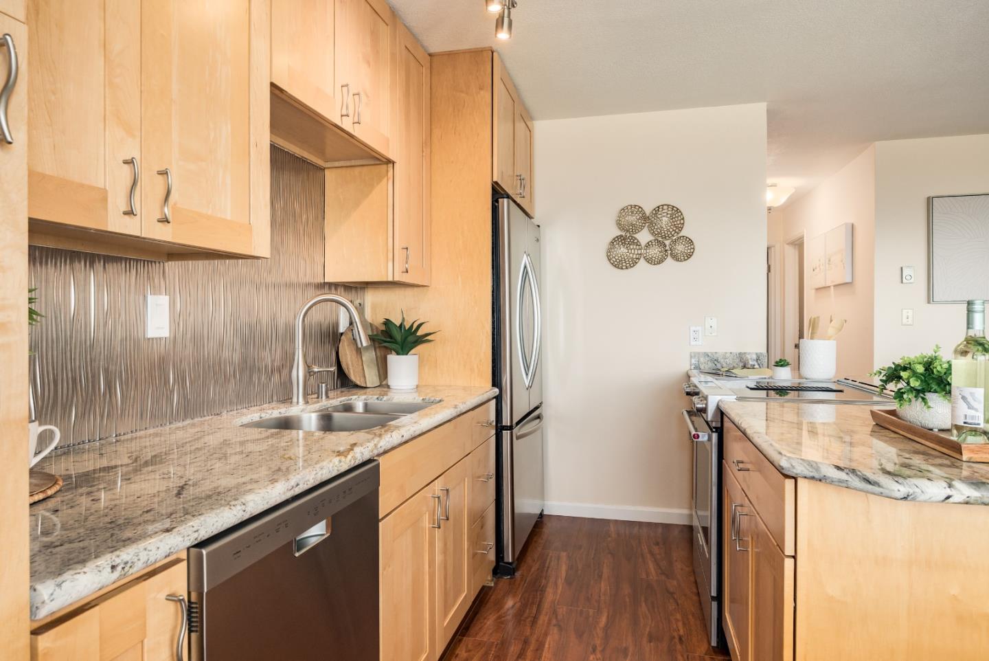 Detail Gallery Image 10 of 33 For 825 Balboa Ave #104,  Capitola,  CA 95010 - 2 Beds | 1/1 Baths