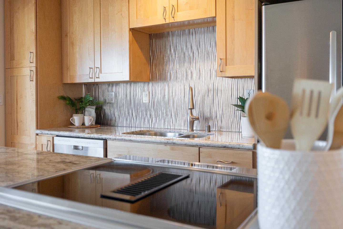 Detail Gallery Image 9 of 33 For 825 Balboa Ave #104,  Capitola,  CA 95010 - 2 Beds | 1/1 Baths