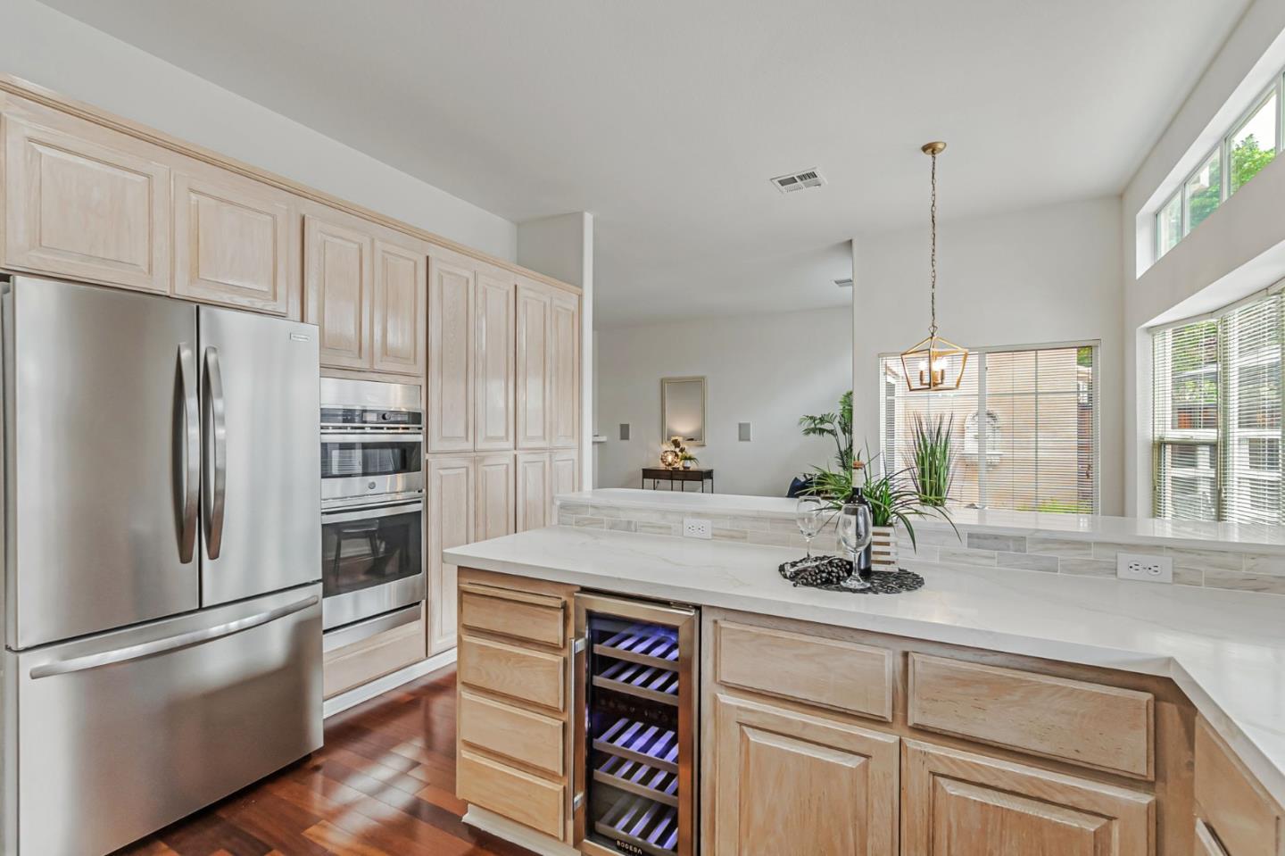 Detail Gallery Image 16 of 53 For 2122 Vizcaya Way, Campbell,  CA 95008 - 3 Beds | 2/1 Baths