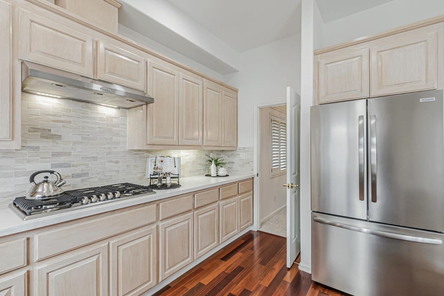 Detail Gallery Image 18 of 53 For 2122 Vizcaya Way, Campbell,  CA 95008 - 3 Beds | 2/1 Baths