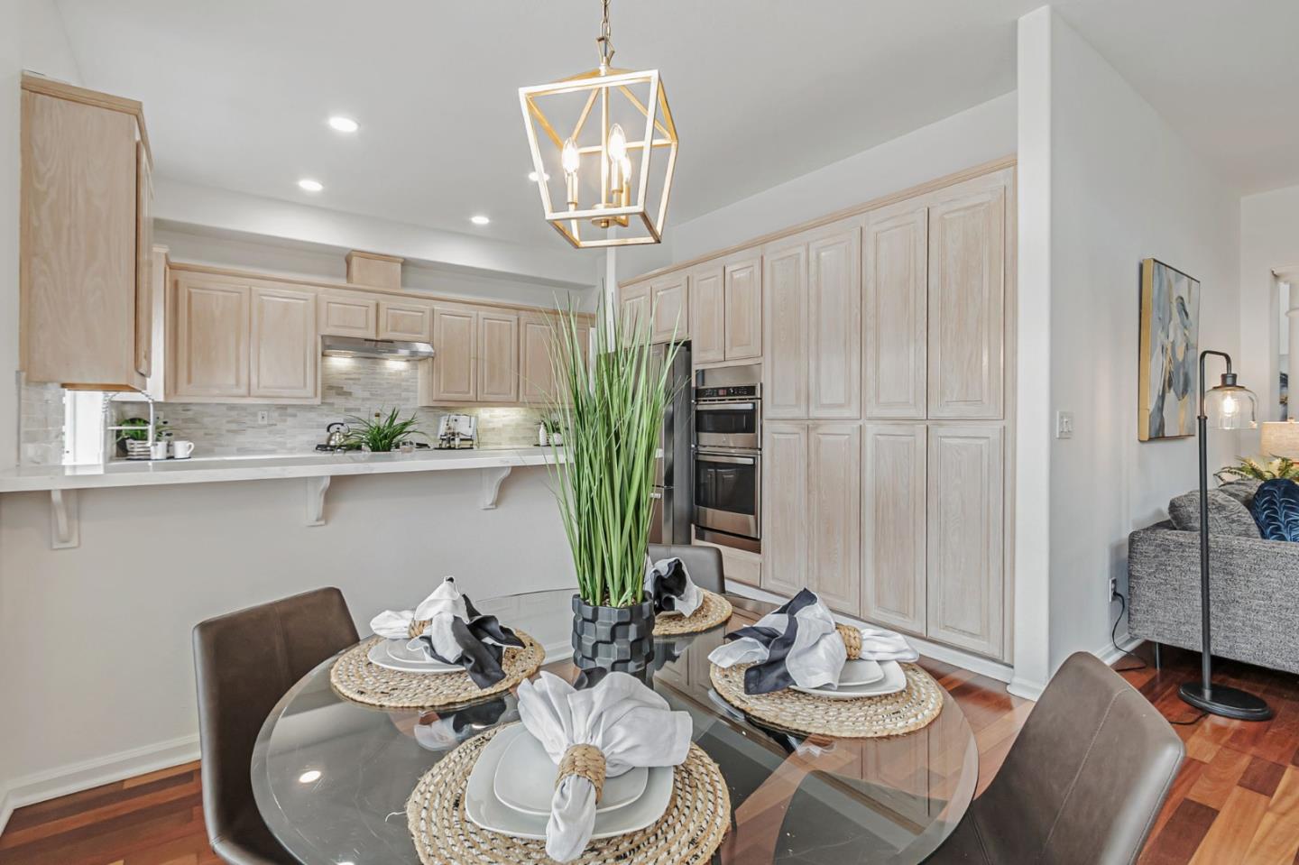 Detail Gallery Image 22 of 53 For 2122 Vizcaya Way, Campbell,  CA 95008 - 3 Beds | 2/1 Baths