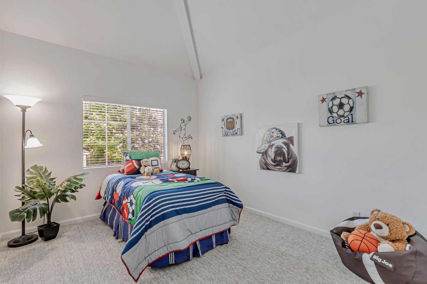 Detail Gallery Image 43 of 53 For 2122 Vizcaya Way, Campbell,  CA 95008 - 3 Beds | 2/1 Baths
