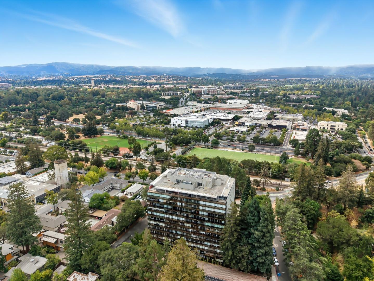Detail Gallery Image 41 of 45 For 101 Alma St #207,  Palo Alto,  CA 94301 - 3 Beds | 2/1 Baths