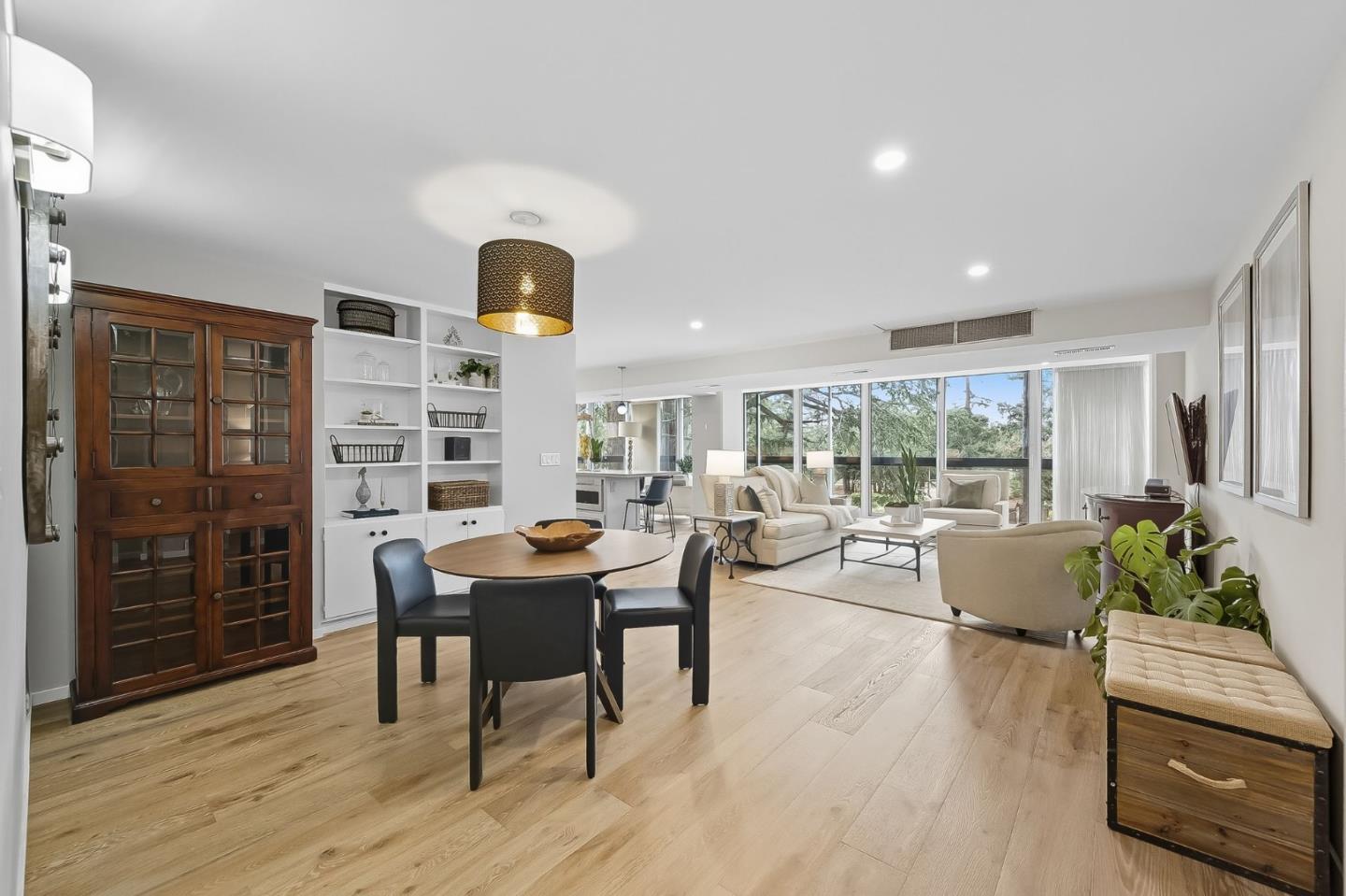 Detail Gallery Image 9 of 45 For 101 Alma St #207,  Palo Alto,  CA 94301 - 3 Beds | 2/1 Baths