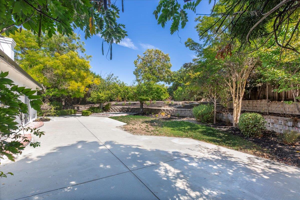 Detail Gallery Image 40 of 40 For 2181 Osborne Cir, Hollister,  CA 95023 - 3 Beds | 2 Baths