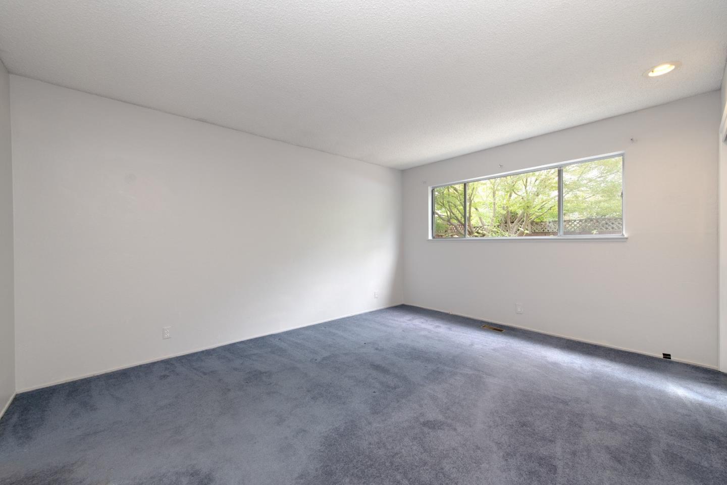 Detail Gallery Image 15 of 20 For 1098 Noriega Ave, Sunnyvale,  CA 94086 - 3 Beds | 2 Baths