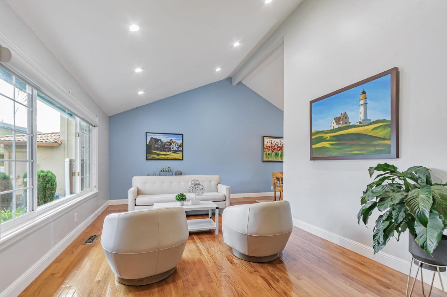 Detail Gallery Image 14 of 47 For 1273 Pintail Ct, San Jose,  CA 95118 - 4 Beds | 2/1 Baths