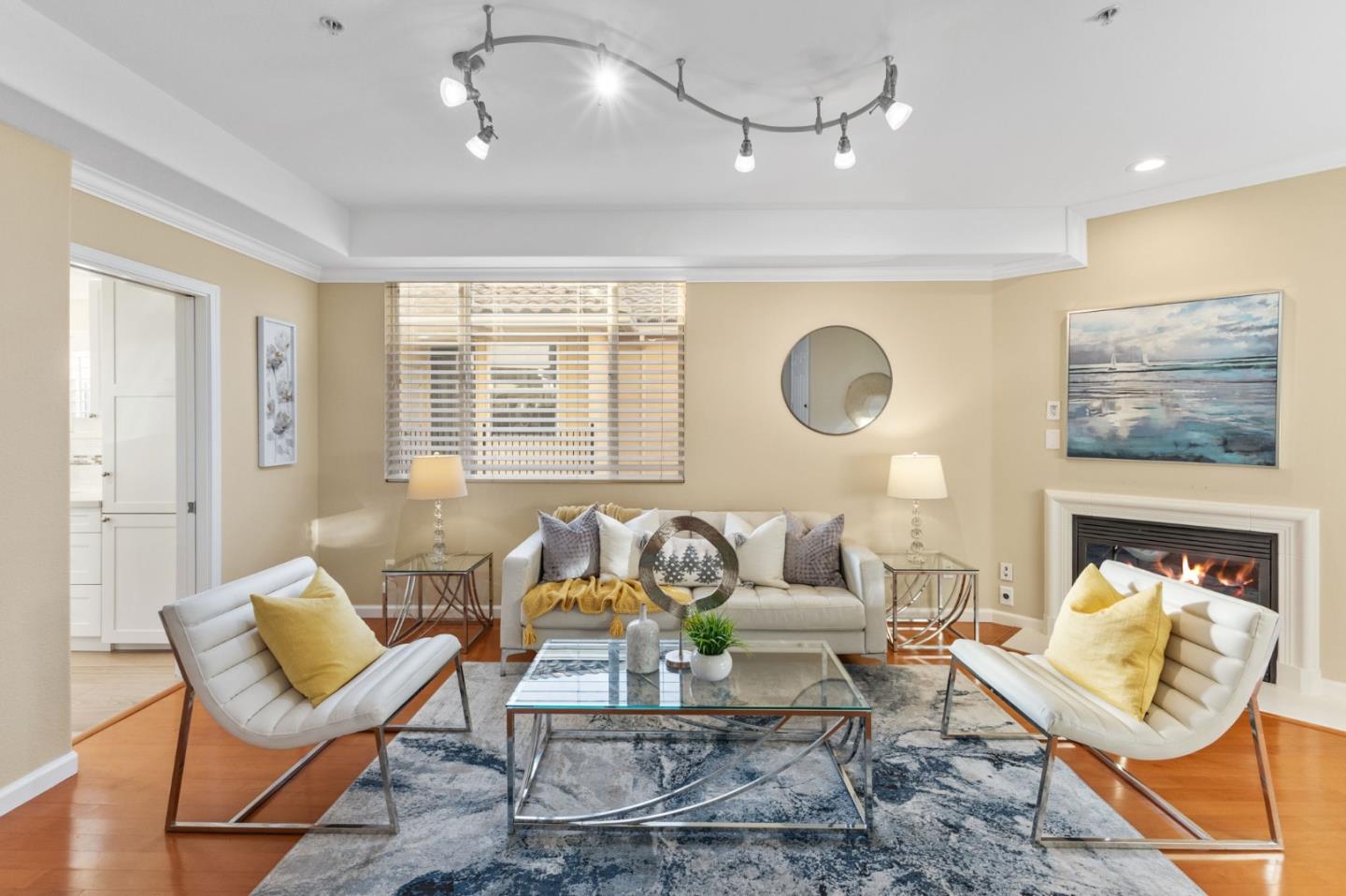 Detail Gallery Image 2 of 40 For 2633 Villa Cortona Way, San Jose,  CA 95125 - 3 Beds | 2/1 Baths