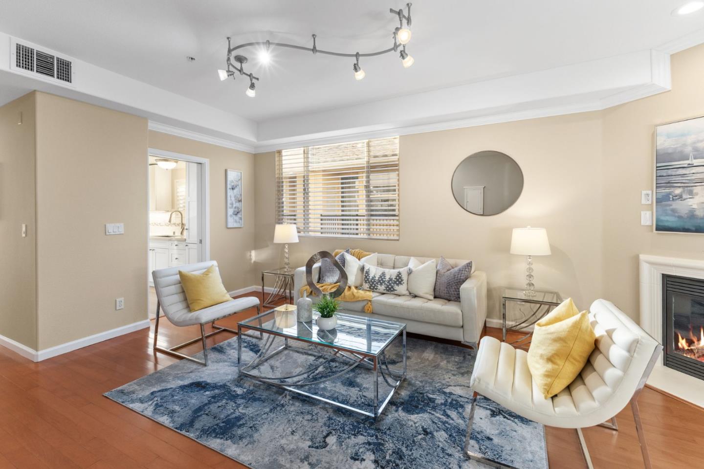Detail Gallery Image 3 of 40 For 2633 Villa Cortona Way, San Jose,  CA 95125 - 3 Beds | 2/1 Baths