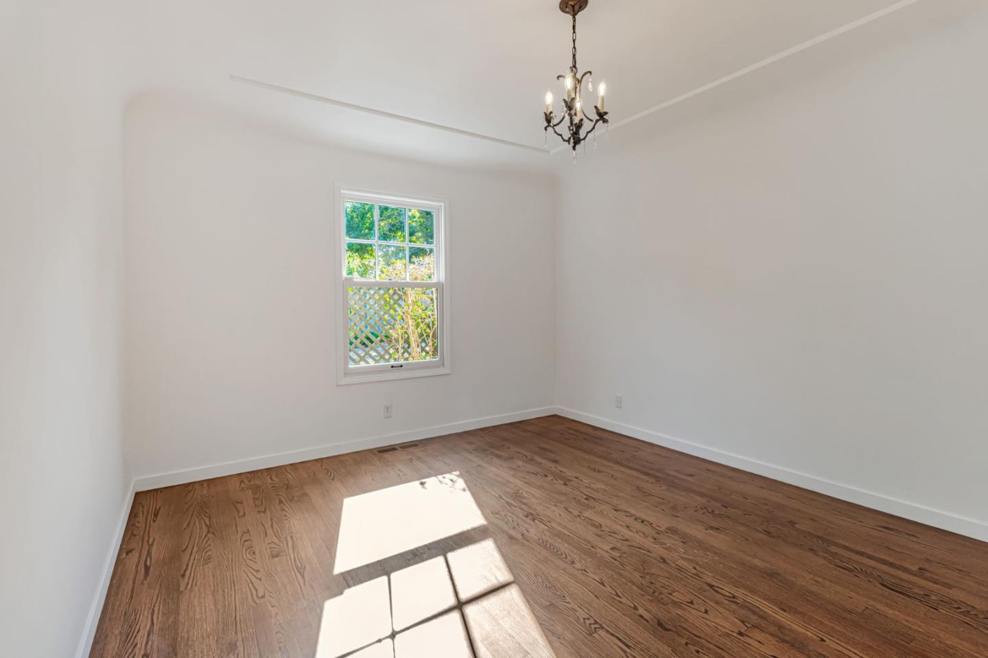 Detail Gallery Image 14 of 27 For 1567 Mcdaniel Ave, San Jose,  CA 95126 - 3 Beds | 2 Baths