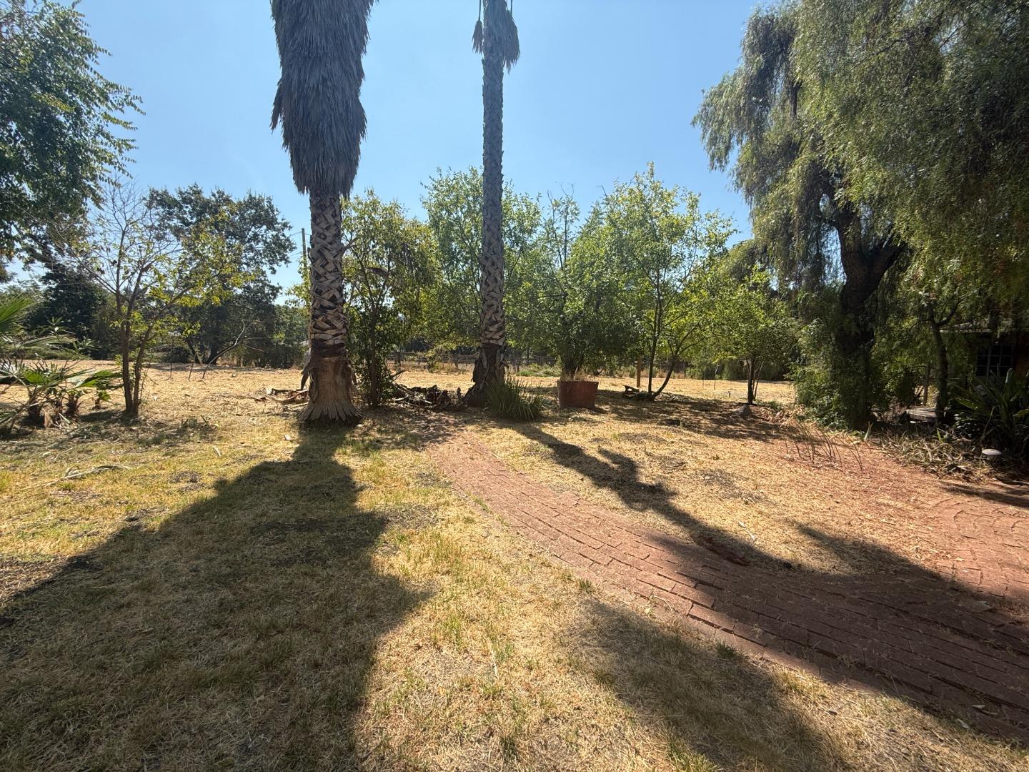 Detail Gallery Image 10 of 26 For 20560 Henwood Rd, San Jose,  CA 95120 - 3 Beds | 2 Baths