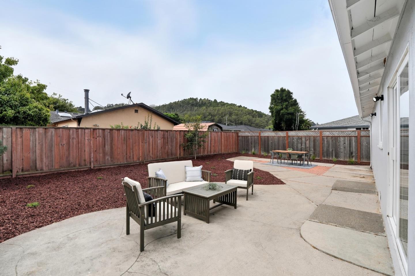 Detail Gallery Image 29 of 44 For 776 Linda Mar Blvd, Pacifica,  CA 94044 - 3 Beds | 1 Baths