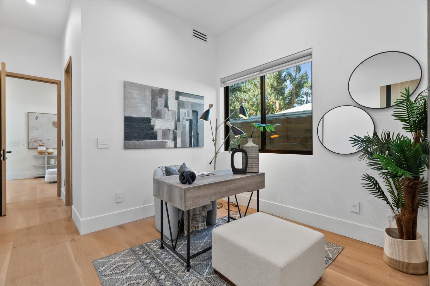 Detail Gallery Image 19 of 66 For 394 Farley St, Mountain View,  CA 94043 - 5 Beds | 4/1 Baths