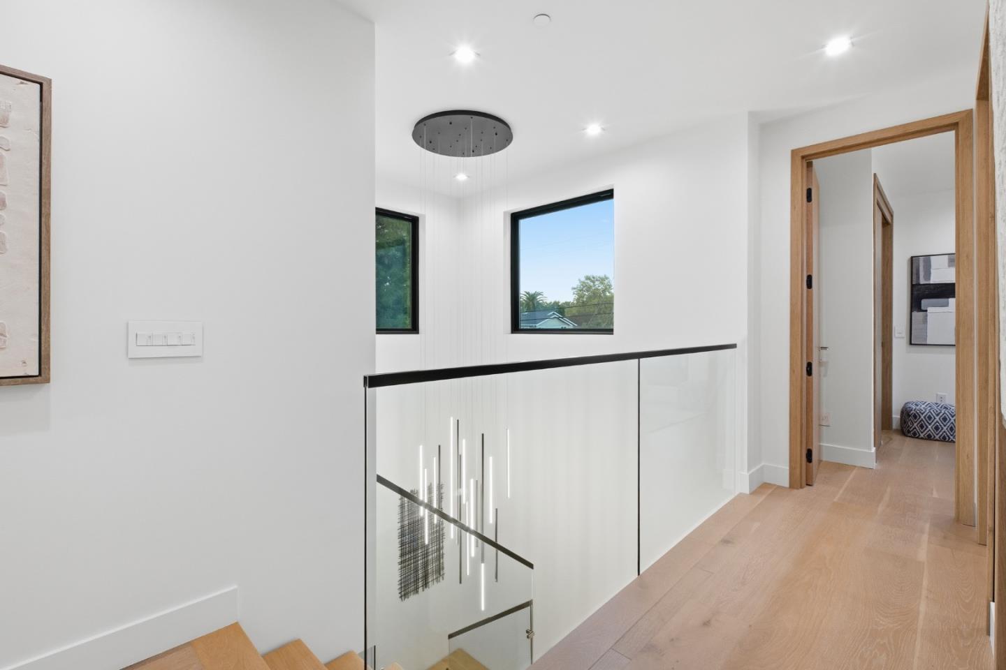 Detail Gallery Image 30 of 66 For 394 Farley St, Mountain View,  CA 94043 - 5 Beds | 4/1 Baths