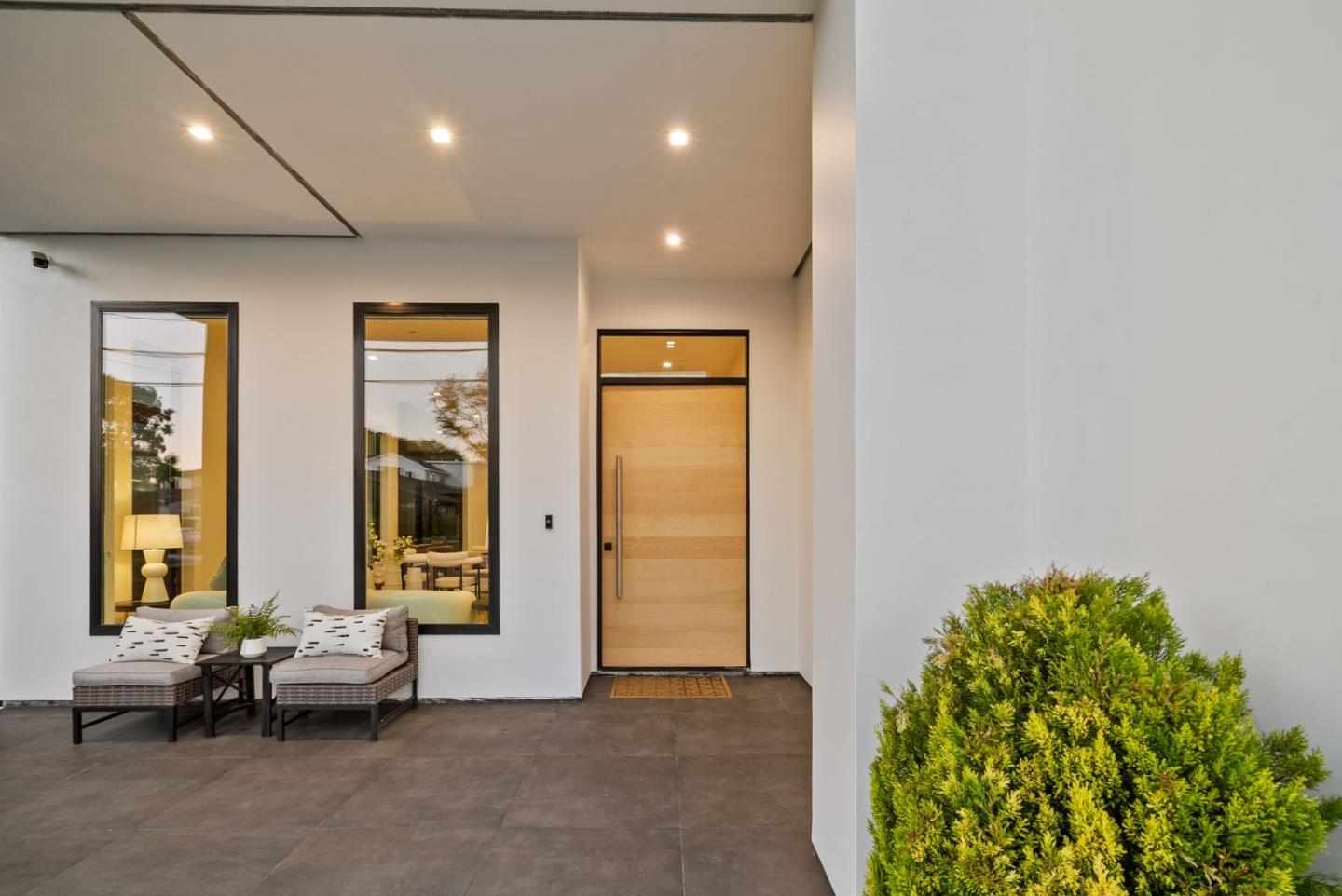 Detail Gallery Image 56 of 66 For 394 Farley St, Mountain View,  CA 94043 - 5 Beds | 4/1 Baths